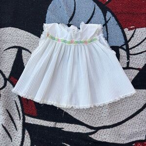 VINTAGE ALLEGHENY WHITE FLORAL TRIM PLEATED SHIRT TOP SIZE 12 MONTHS